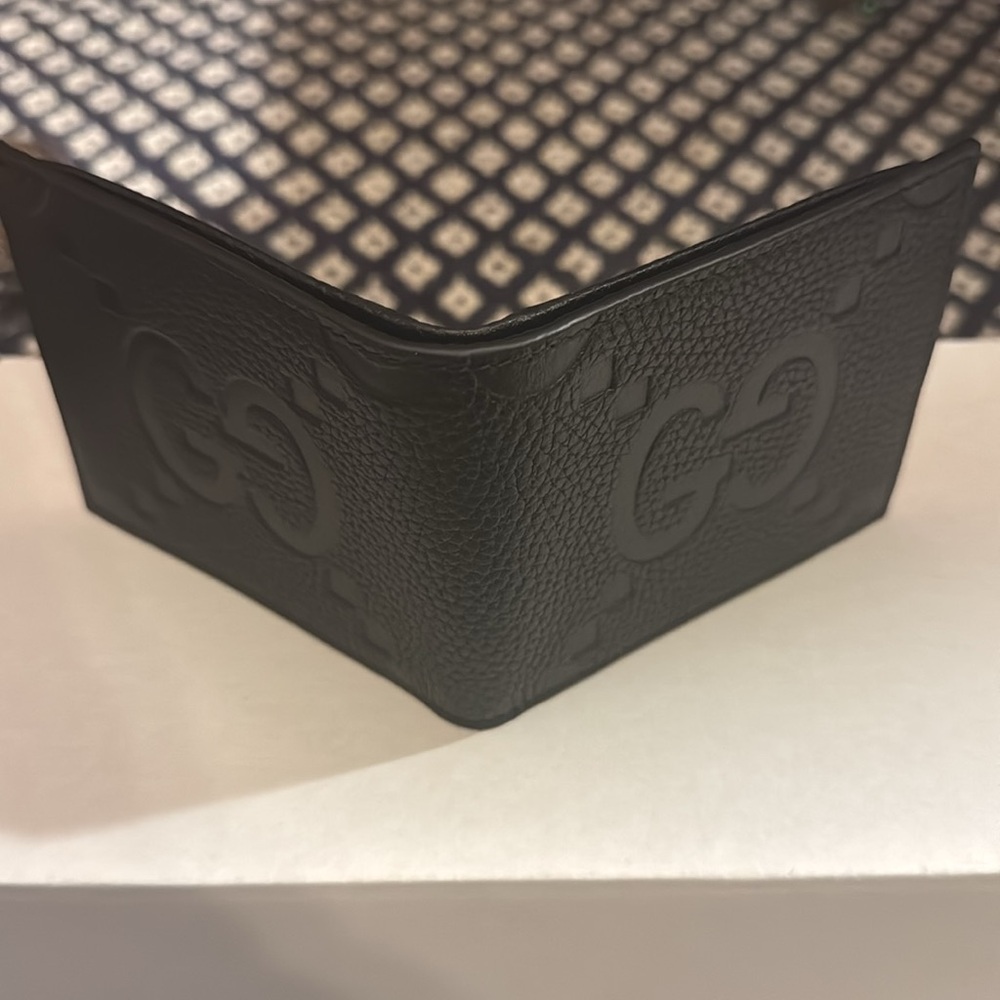 NWOT Men’s JUMBO GG WALLET
COA INCLUDED - Picture 6 of 7